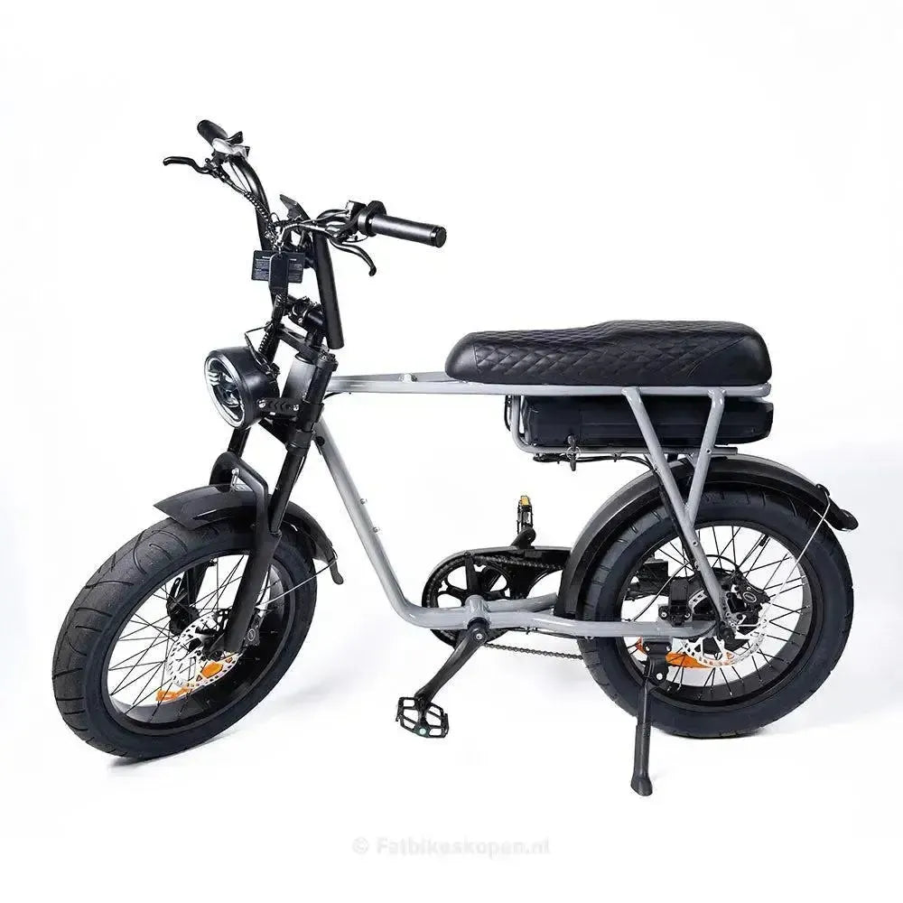 EB2 Pro - Šedá