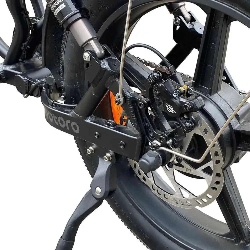 Pulse R1 Cross - Černá